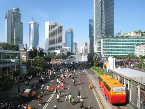 Harry Hilders: totaalfoto van Jakarta op een autovrije dag